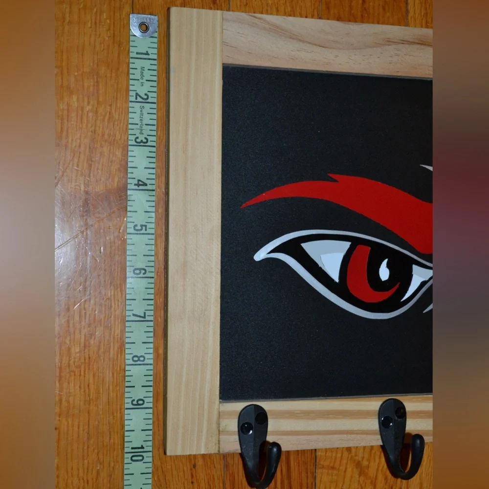 Cincinnati Bearcats black and red wooden wall hook decor